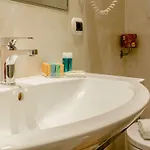 格兰德艾尔伯格波坦莎酒店 酒店 4*