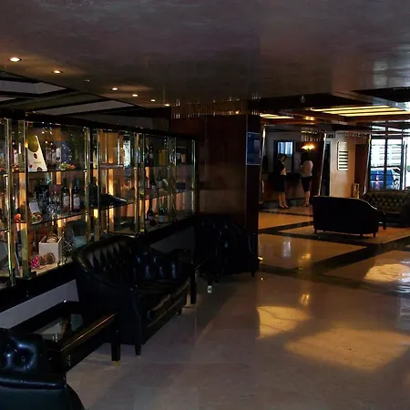 格兰德艾尔伯格波坦莎酒店